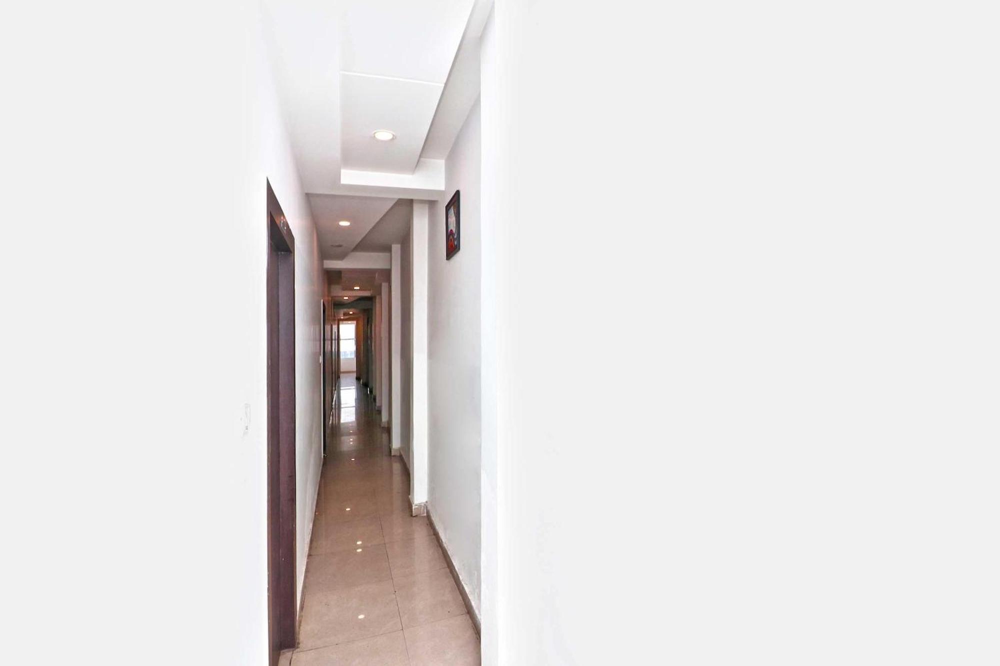 Oyo Flagship Hotel Krishna Chinhat المظهر الخارجي الصورة