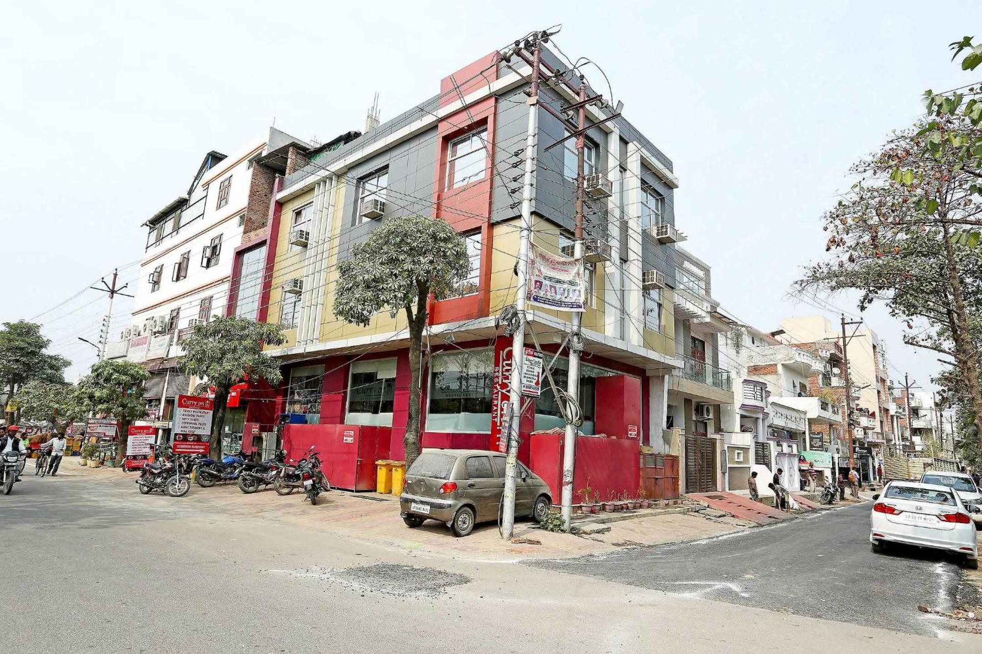 Oyo Flagship Hotel Krishna Chinhat المظهر الخارجي الصورة